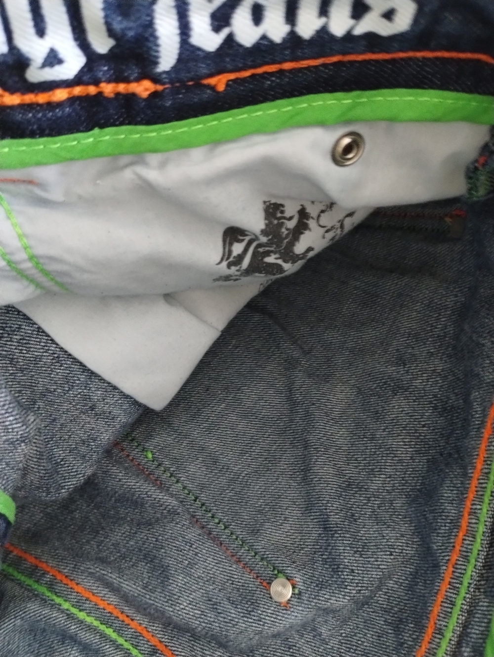 Coogi Men's Pants Y2K Spellout Denim Distressed Embroidered Size 34x 33 - Picture 9 of 14